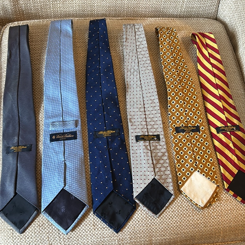 Lot of Brooks Brothers ties - Picture 4 of 6